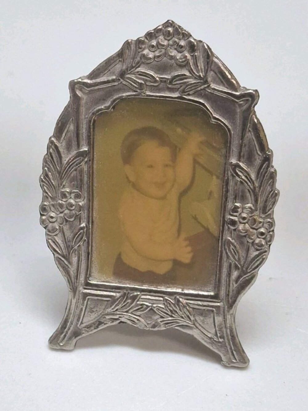 Vintage Small Picture Frame Made In Taiwan Ornate Silver Toned Heavy 2.5"